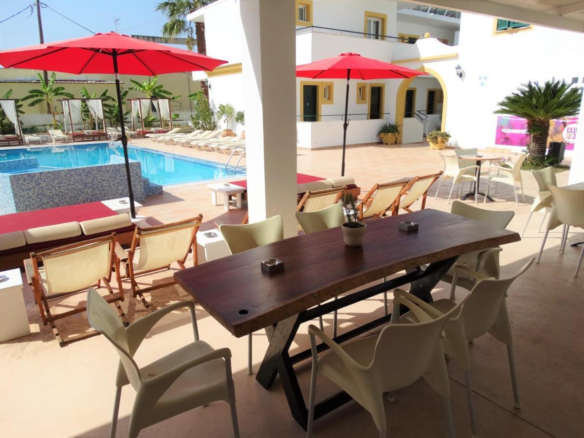 Oasis Beach Club Kavos Bagian luar foto